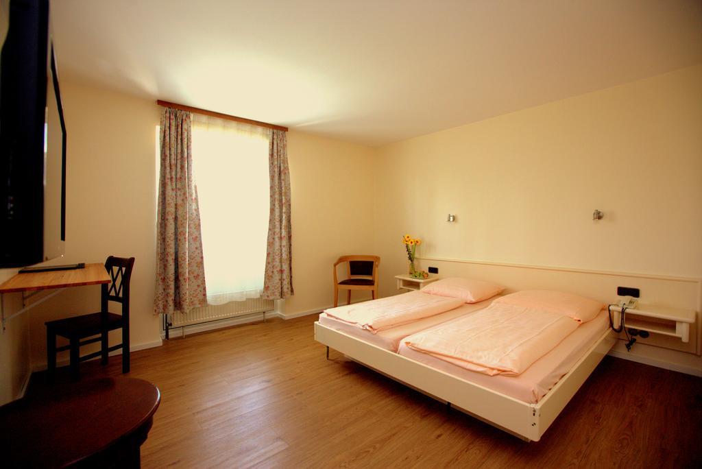 Airport Hotel Walldorf Мёрфэльден-Вальдорф Экстерьер фото