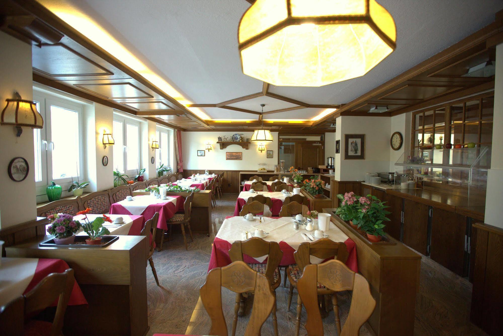 Airport Hotel Walldorf Мёрфэльден-Вальдорф Экстерьер фото