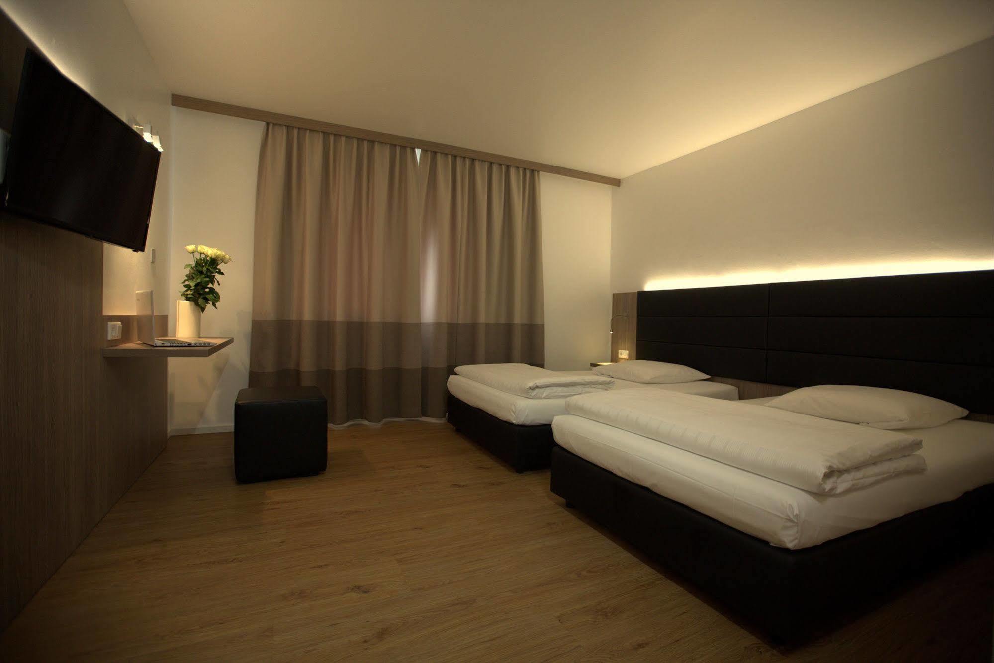 Airport Hotel Walldorf Мёрфэльден-Вальдорф Экстерьер фото
