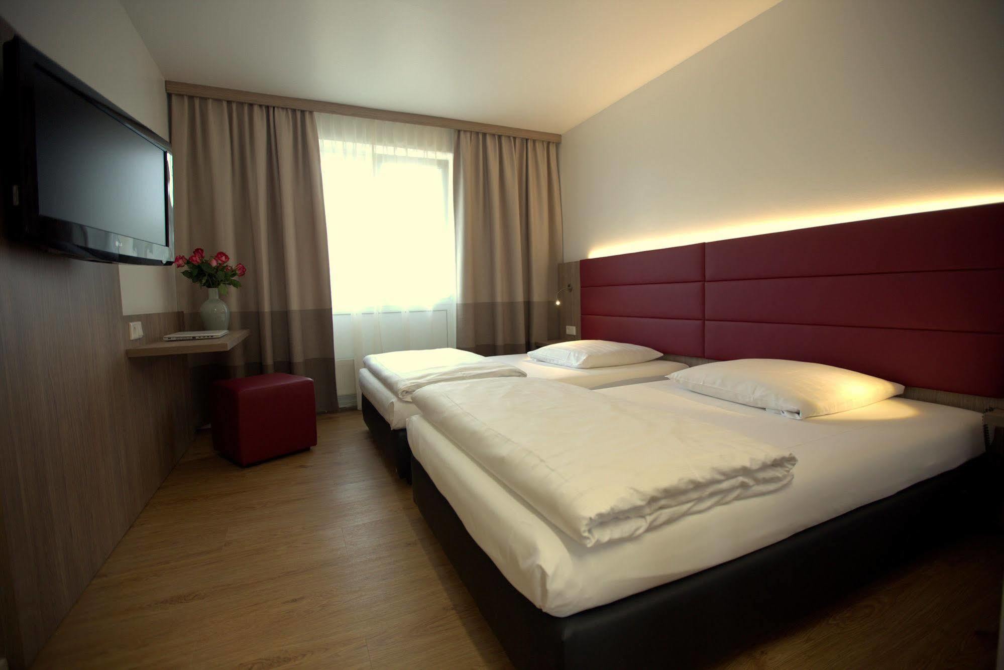Airport Hotel Walldorf Мёрфэльден-Вальдорф Экстерьер фото